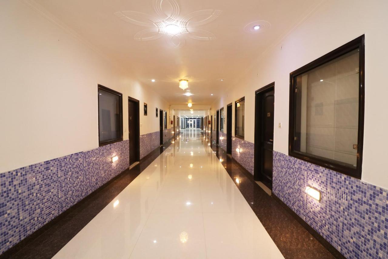 Oyo Hotel Inn Way Sonipat Exterior foto